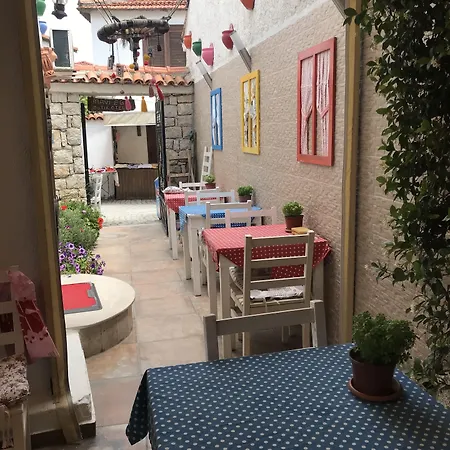 Mavi Ege Butik מלון