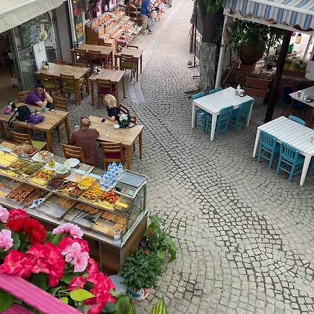 Mavi Ege Butik Otel *